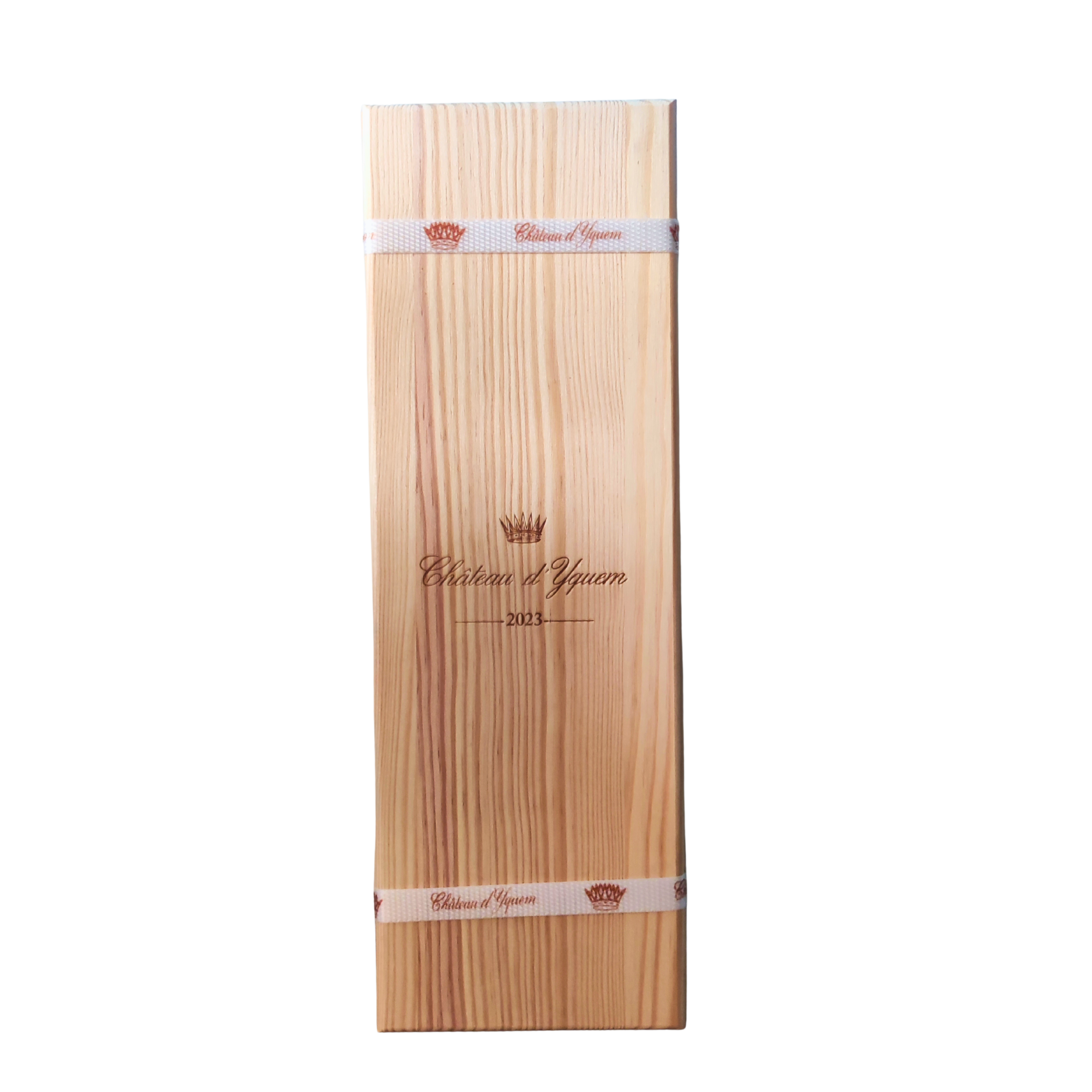 1225f5f5-adca-403a-9cec-1db4f9fa57c9 Château Yquem 2023, Magnum 150Cl, 14° Caisse Bois Individuel – Image 1
